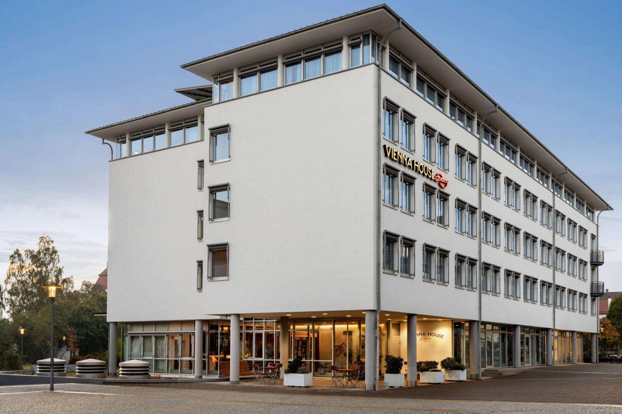 Vienna House Easy By Wyndham Guenzburg Hotell Eksteriør bilde
